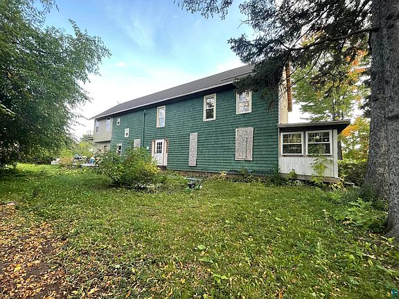 2nd image of 504 10th Ave W