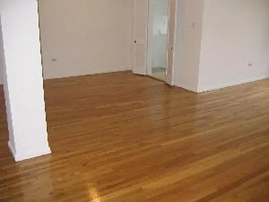 Rented by 4 Points Properties | media 65