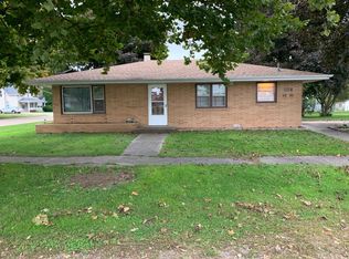 102 S Main St, Monroe, IA 50170