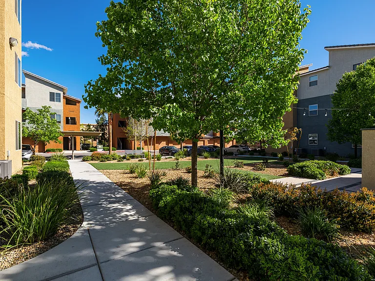 SOLANA APARTMENT HOMES — Photo 32