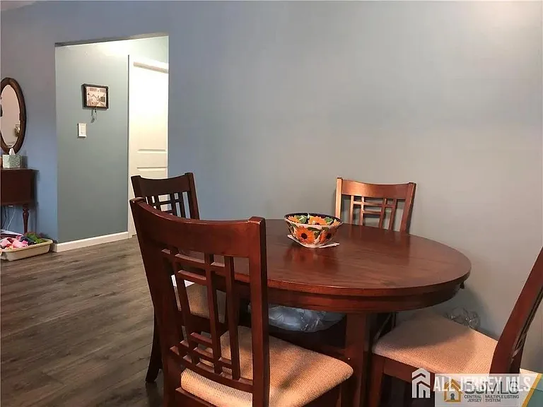 289 Main St #11D — Photo 4