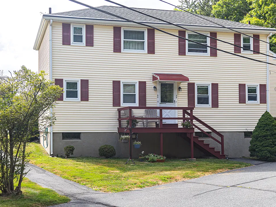 60 Prescott St #60