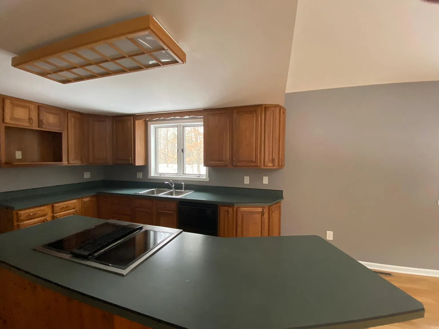 Huntswood Ln, East Greenbush — Photo 3