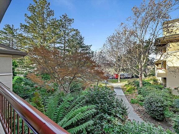 4th image of 600 Deer Valley Road #1S