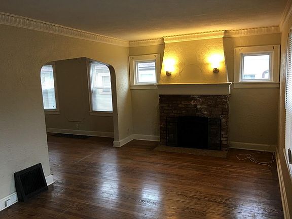 3rd image of 7218 Highland Ave