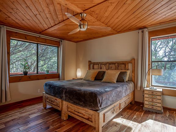 4th image of 153 Sangre De Cristo Cir