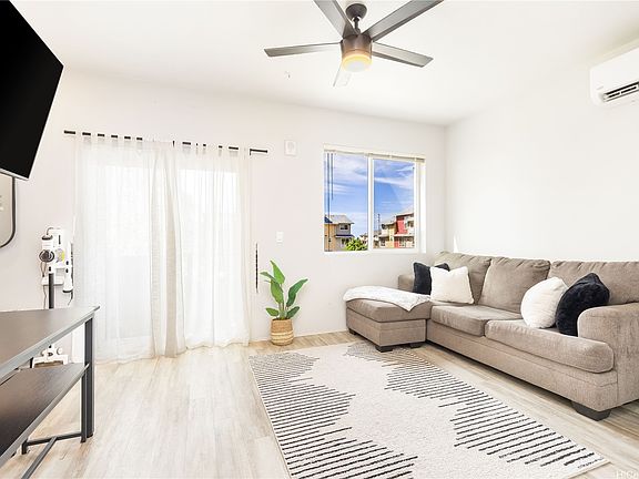 3rd image of 91-3575 Kamolehonua St Unit 1424