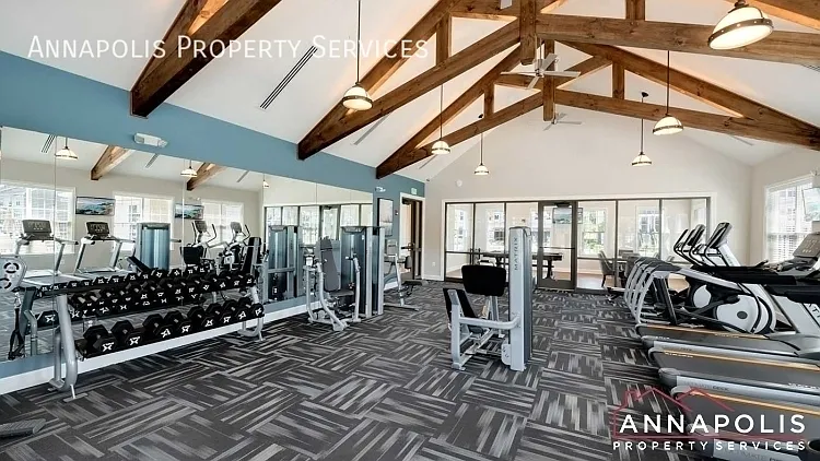7827 Bakers Creek Ln — Photo 37