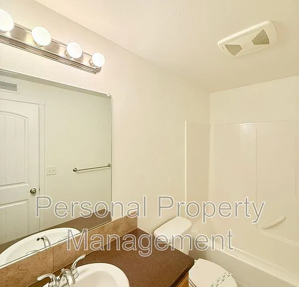 1200 SE 7th St — Photo 17
