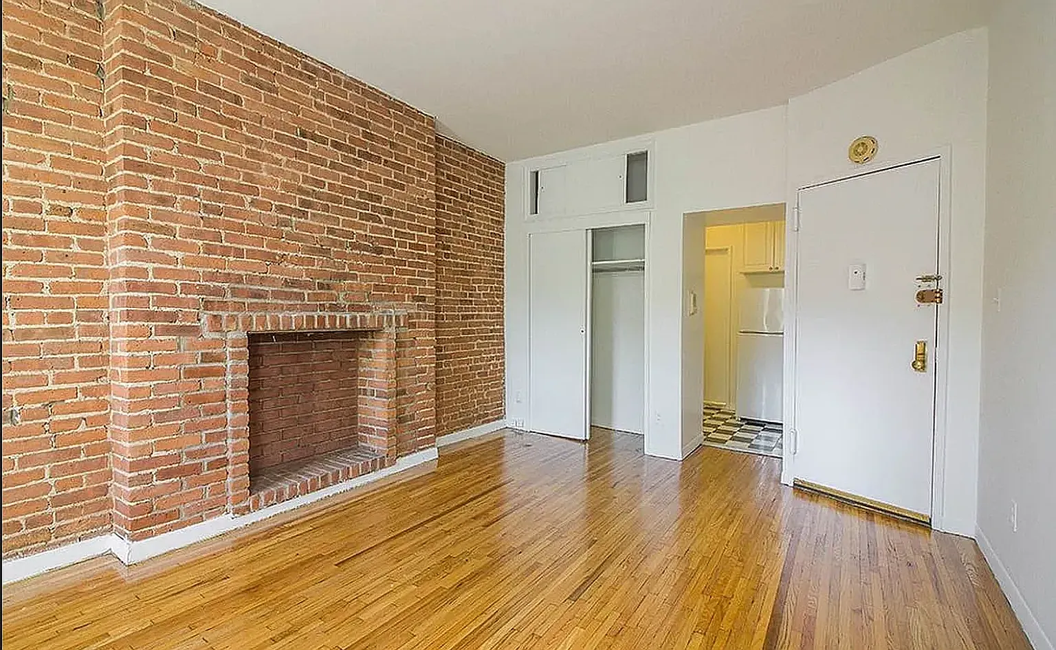 536 East 89th Street — Photo 2