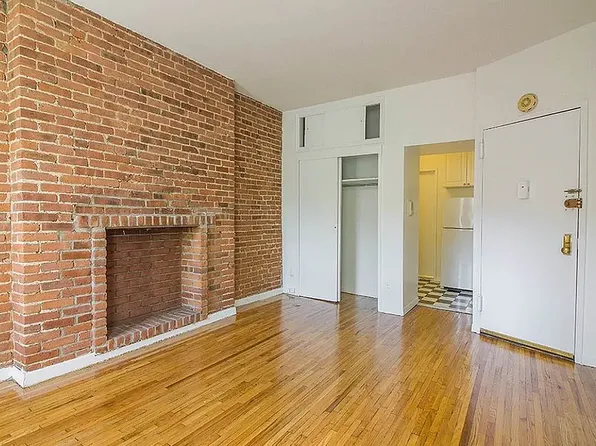 536 E 89th St APT 4B, New York, NY 10128