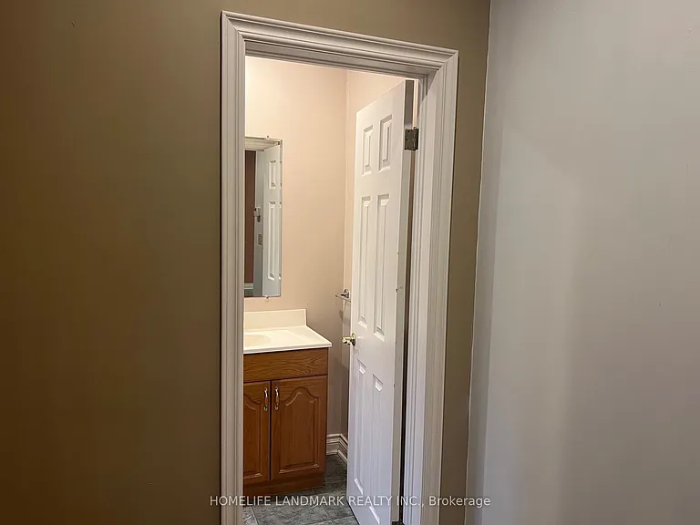231 Clinton St — Photo 6