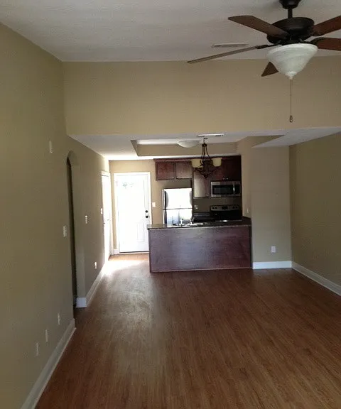 8712 Chemstrand Rd #402 — Photo 2