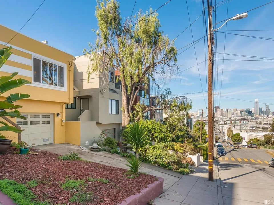 724 De Haro St
