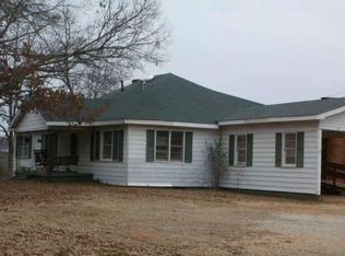 732 Star Point Rd, Carrollton, GA 30116