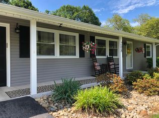 208 Elkmont Rd, Knoxville, TN 37922