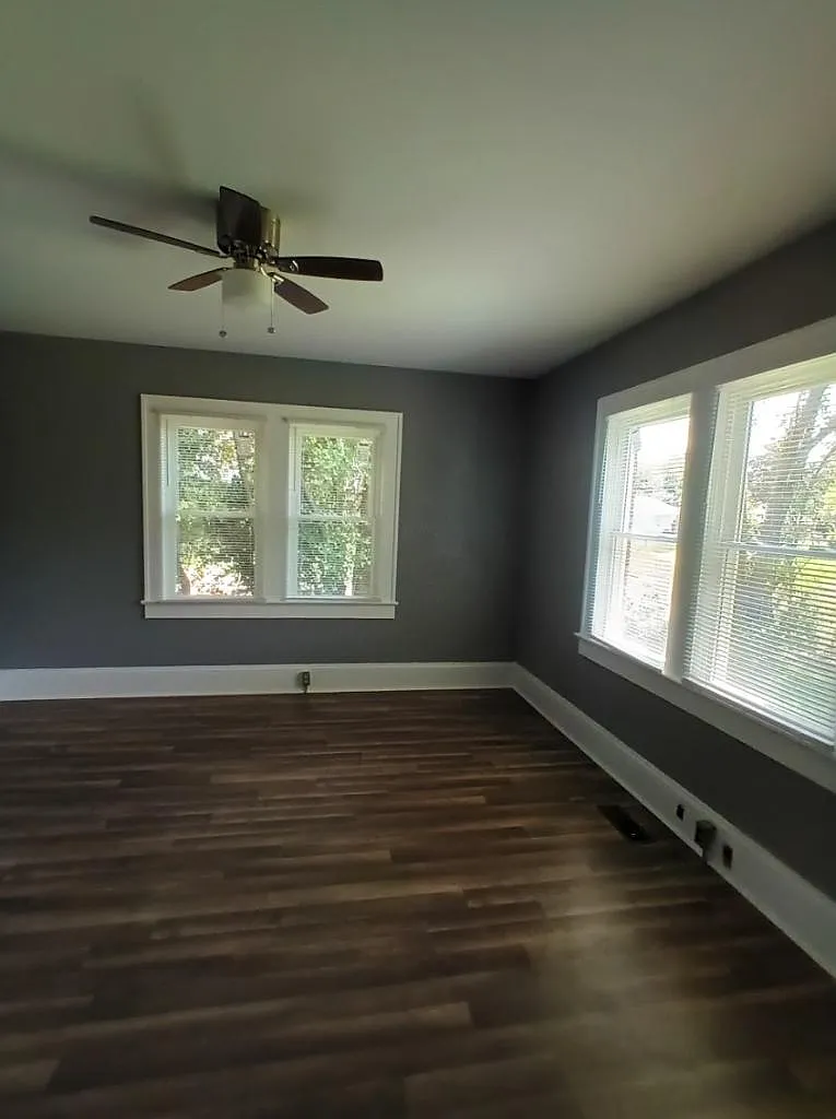 4189 Houston Ave — Photo 3