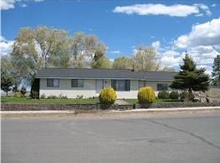 105 6th St, Metolius, OR 97741