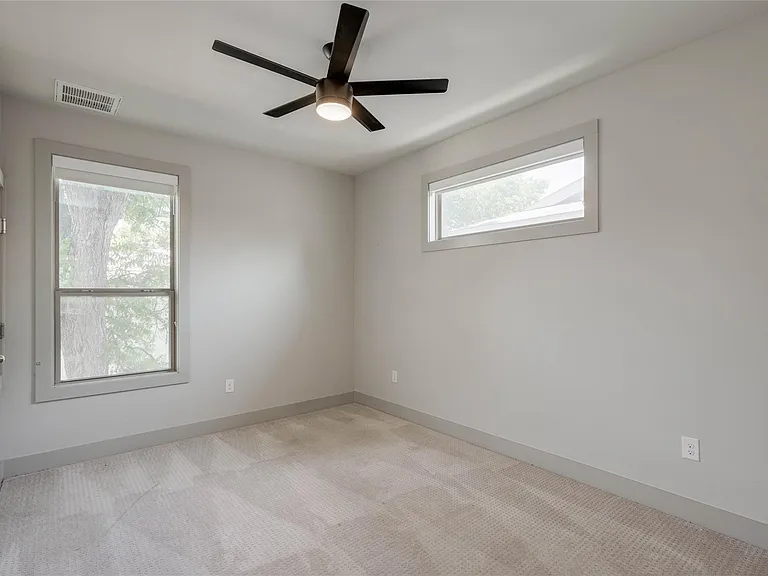 2612 Willow St #B — Photo 18