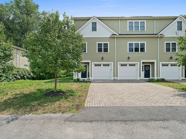 43 Plymouth St #43, Canton, MA 02021