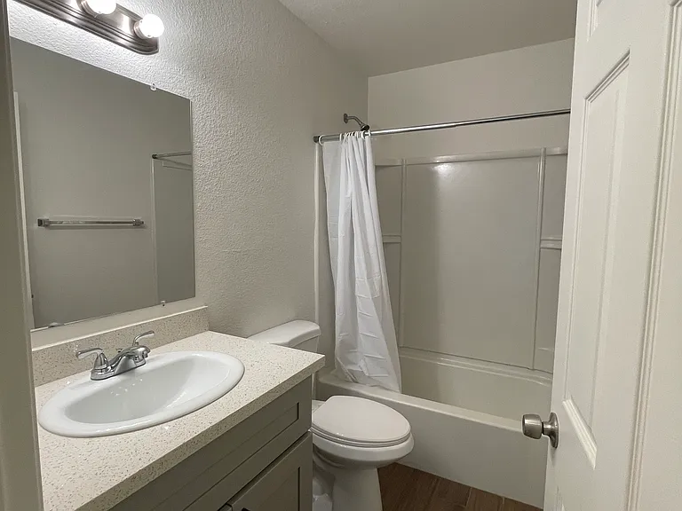 7135 Murray Ln #B — Photo 10