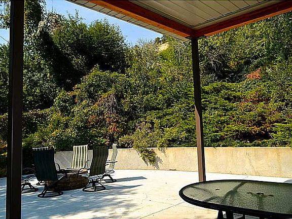 5th image of 3126 Glacier Dr