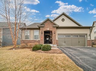 57 Pacific Ave, Hawthorn Woods, IL 60047