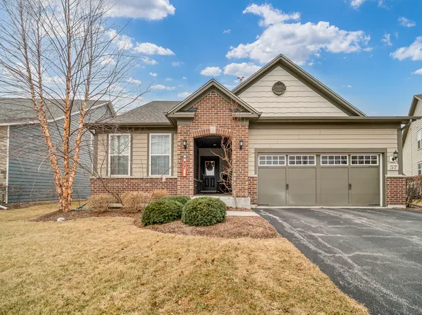 57 Pacific Ave, Hawthorn Woods, IL 60047