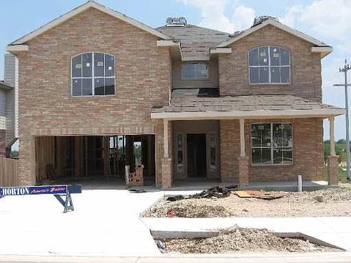 1st image of 604 CAPOT COURT