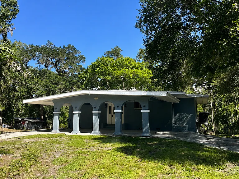3498 Riverdale Dr — Photo 1