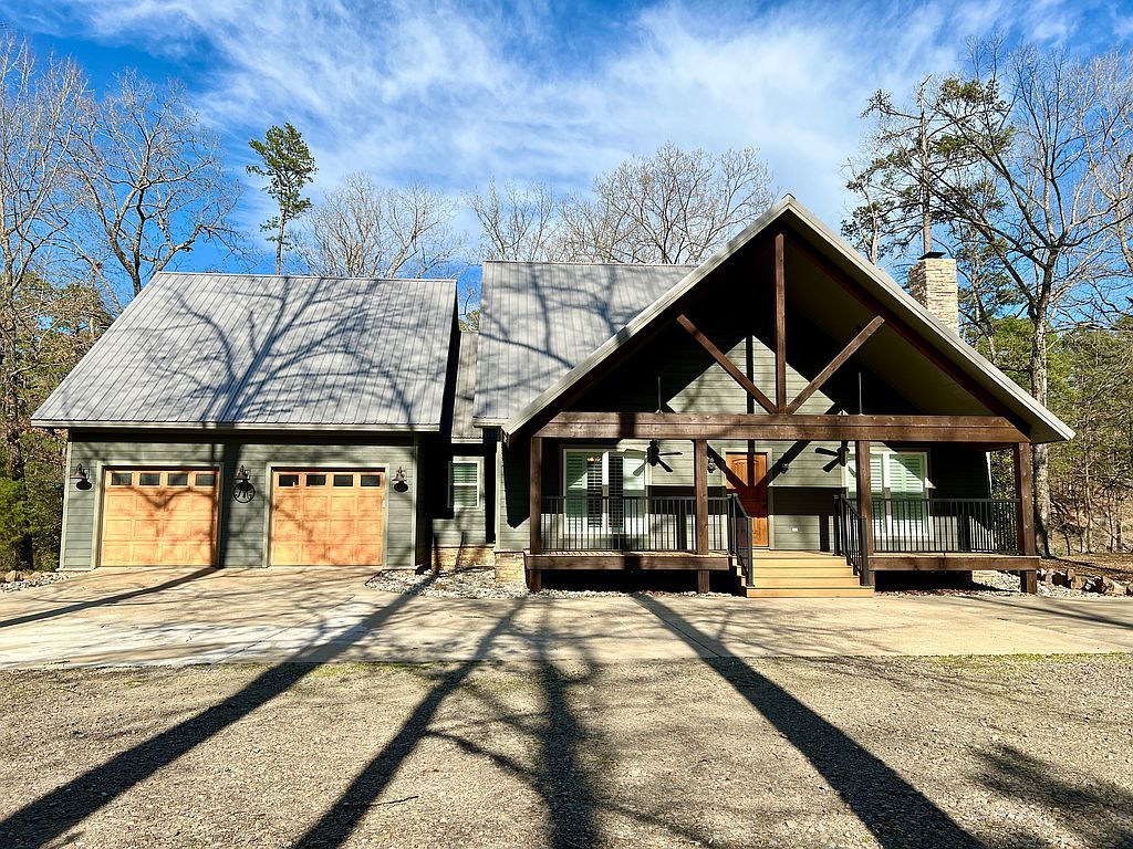 81 Rainbow Ln - Property Image