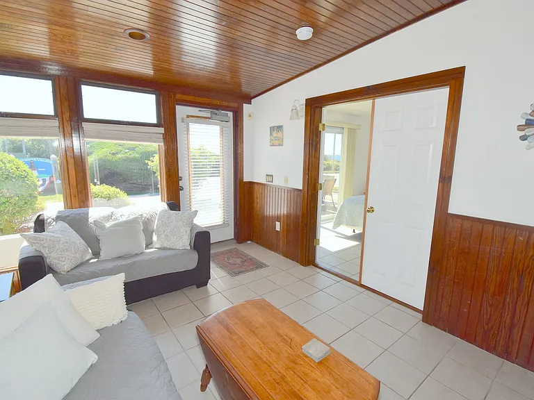 1499 Ocean Rd #1 — Photo 10