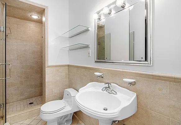 Rented by CitySites Real Estate Group | media 31