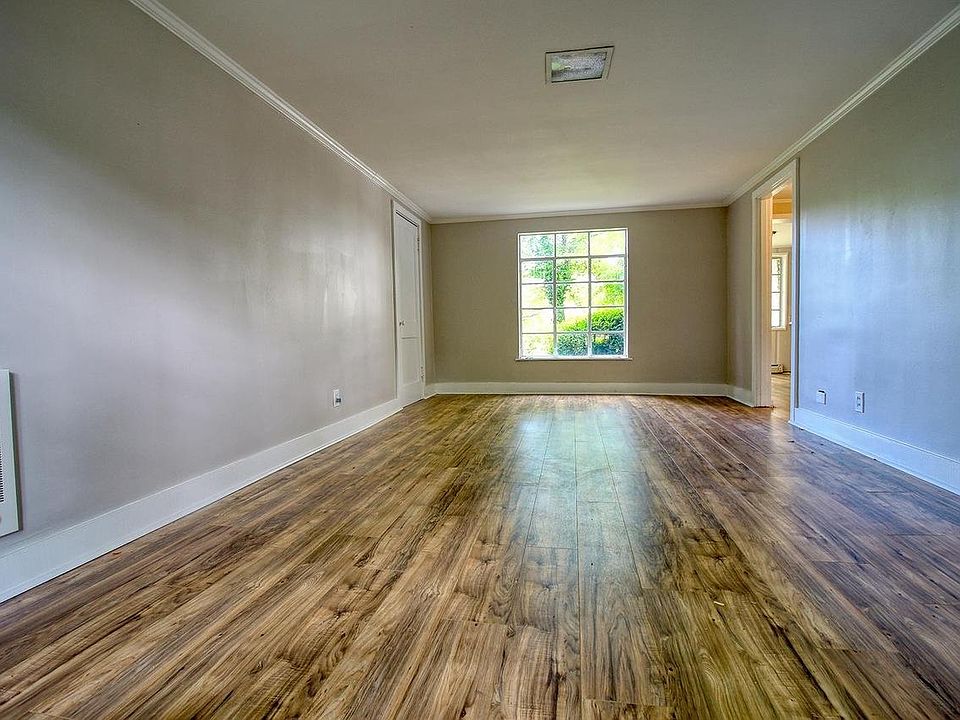 1st image of 408 Lancaster Ave