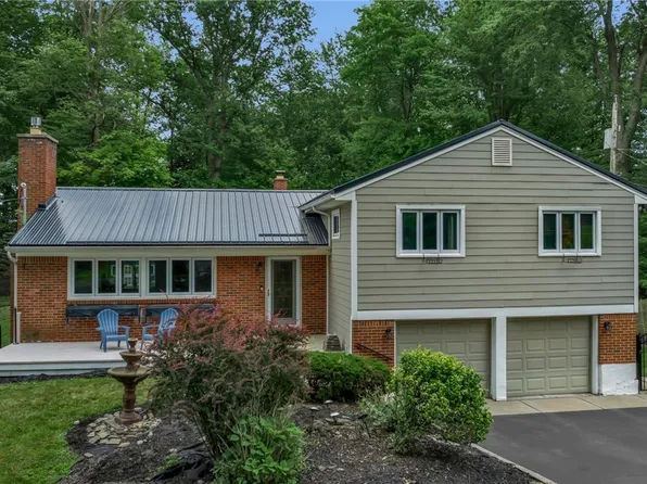 265 Paradise Rd, East Amherst, NY 14051