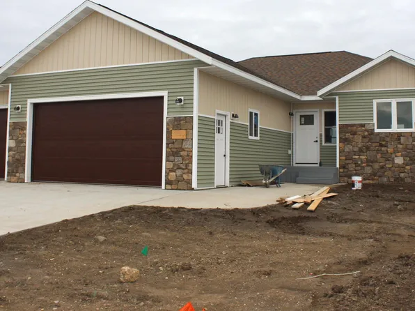 817 W Opal Ln, Hartford, SD 57033