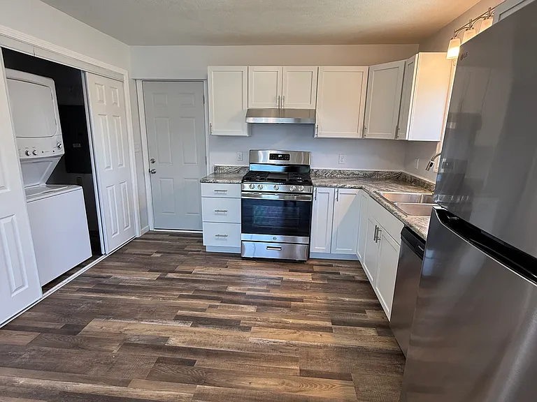3804 Valley St — Photo 7