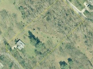 21 Hicks Ln, Port Washington, NY 11050