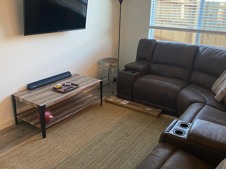 8533 Stormy Sky Ln — Photo 3