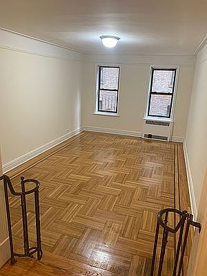 4th image of 25 Cooper St APT 1B