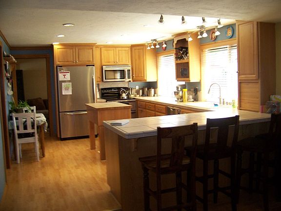 Spacious Kitchen