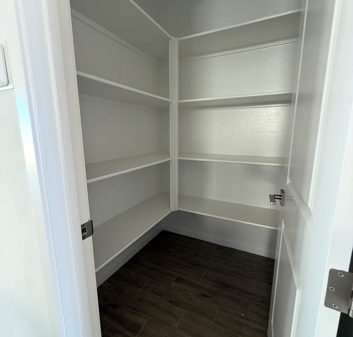 4 bed, 2153 sqft, $2,600 — Photo 3