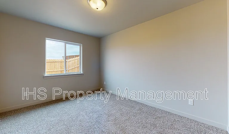 2513 E Helena St #A — Photo 9