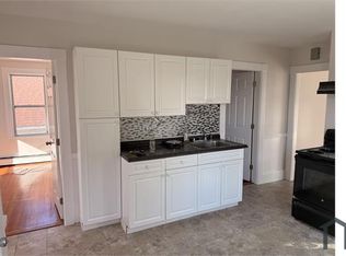 4 Berry St #3, Peabody, MA 01960