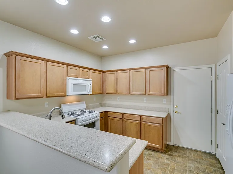 8937 Caledon Ridge Ct — Photo 23