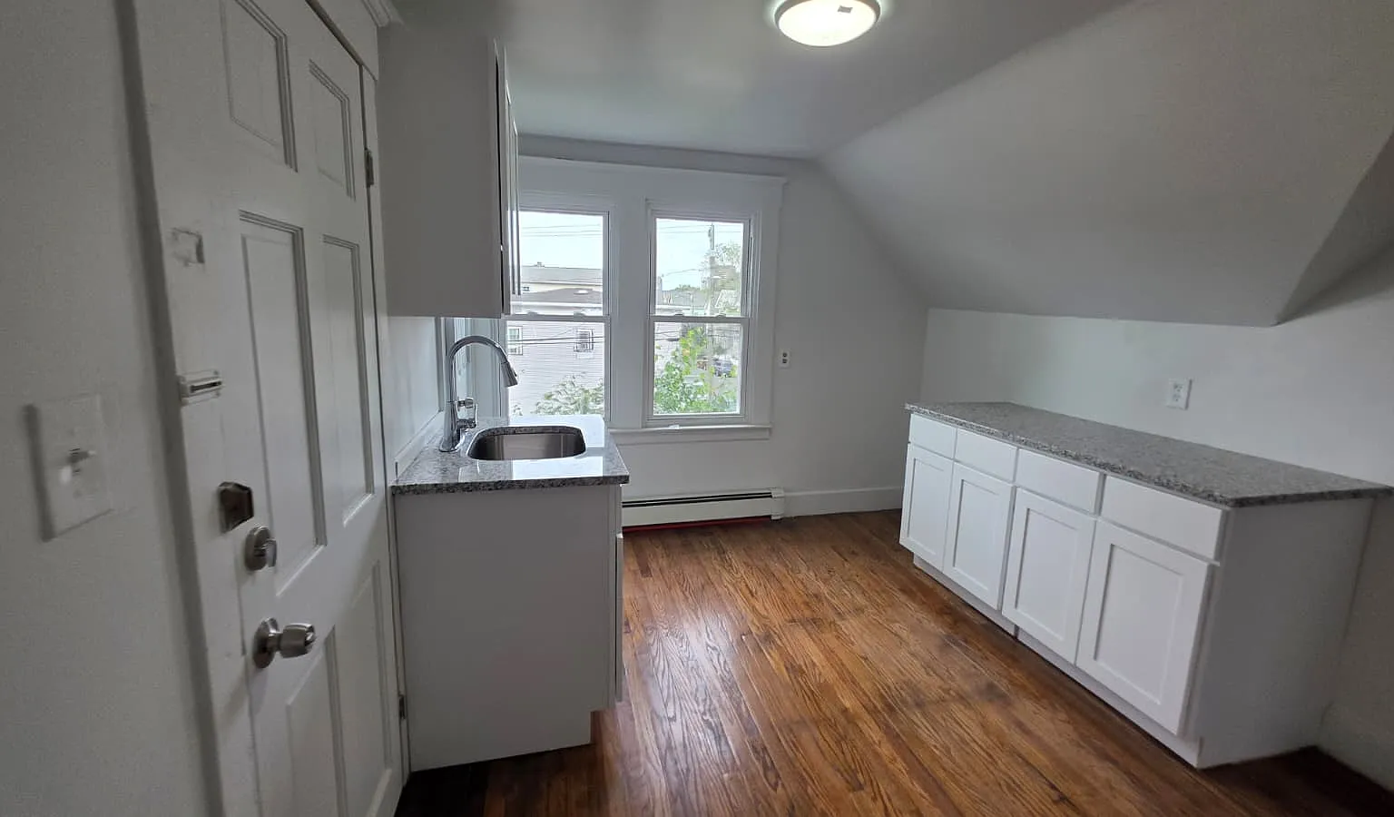 2 bed, 612 sqft, $1,600 — Photo 1
