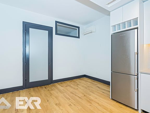 3rd image of 42-22 27th St #503
