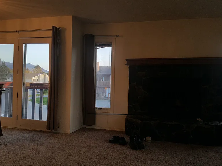 9831 Grange Dr #4 — Photo 4