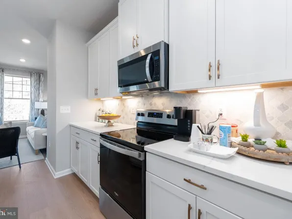 26052 Ridge Rd, Damascus, MD 20872