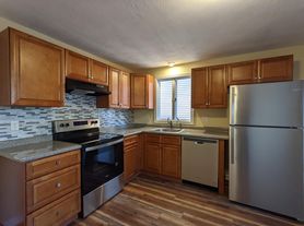 81 Pembroke Ave, Providence, RI